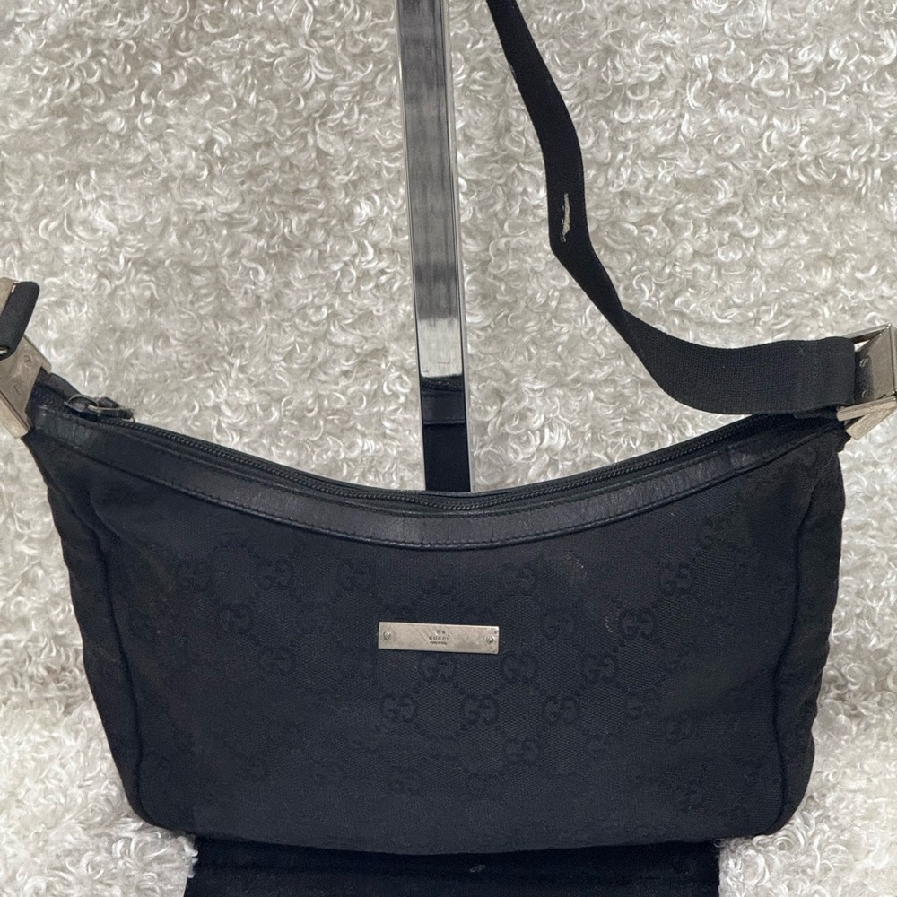 Gucci GG Canvas Crossbody Bag - Picture 2 of 16